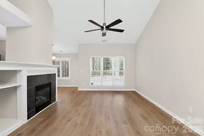 7022 Duchamp Drive, Charlotte, NC 28215 - Photo 6