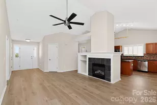 7022 Duchamp Dr, Charlotte, NC 28215 - Photo 6