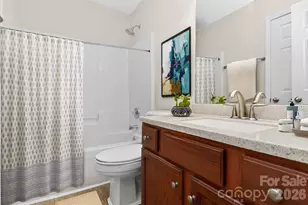 7022 Duchamp Dr, Charlotte, NC 28215 - Photo 10