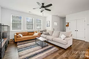 2703 Wells St, Charlotte, NC 28206 - Photo 2