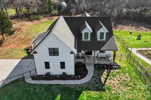 842 Patterson Farm Rd, Mooresville, NC 28115 - Photo 2