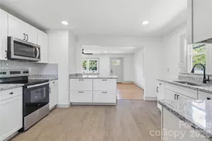 3609 Eastway Dr, Charlotte, NC 28205 - Photo 16