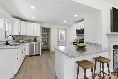 3609 Eastway Drive, Charlotte, NC 28205 - Photo 10