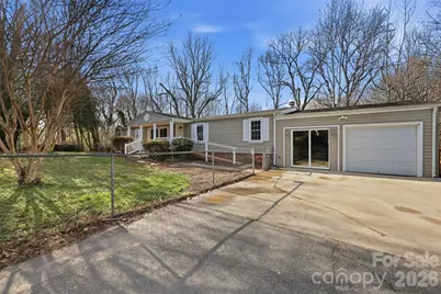 572 Fieldtop Drive, Winston Salem, NC 27107 - Photo 2