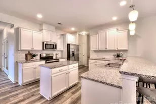 7308 Strawberry Fields Ln, Charlotte, NC 28278 - Photo 10