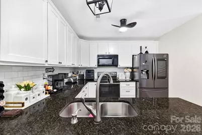 6219 Thompson Brook Lane, Charlotte, NC 28212 - Photo 14