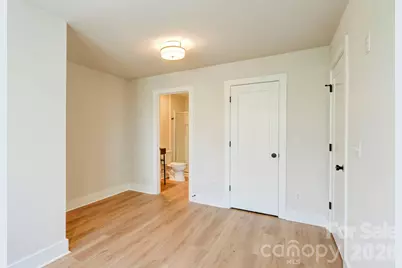 1352 Briar Creek Road, Charlotte, NC 28205 - Photo 26