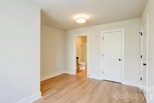 1352 Briar Creek Rd, Charlotte, NC 28205 - Photo 26