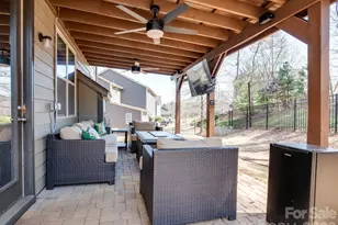 560 Sandbar Pt, Clover, SC 29710 - Photo 38