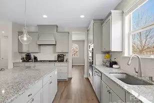 560 Sandbar Pt, Clover, SC 29710 - Photo 14