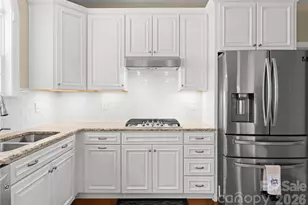 8905 Leitrim Ct, Charlotte, NC 28277 - Photo 10