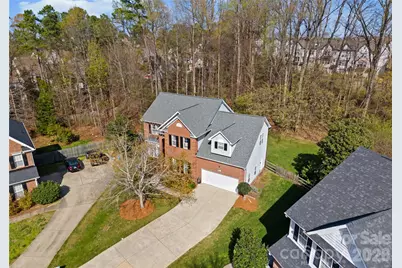 8905 Leitrim Court, Charlotte, NC 28277 - Photo 6