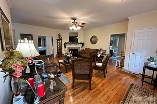 1385 Ron Whicker Dr, Catawba, NC 28609 - Photo 2