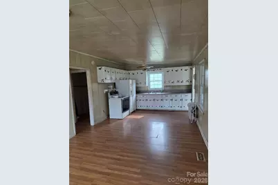 3272 N Maple Lane Street, Connelly Springs, NC 28612 - Photo 4