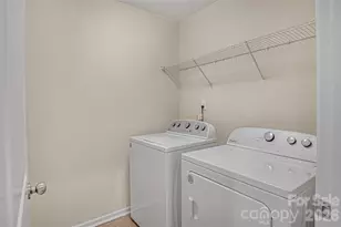 7019 Thornrose Dr, Charlotte, NC 28210 - Photo 16