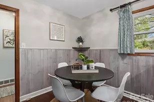 8 Fernlawn Rd, Asheville, NC 28805 - Photo 12