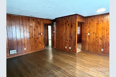 3104 Creighton Drive, Charlotte, NC 28205 - Photo 2