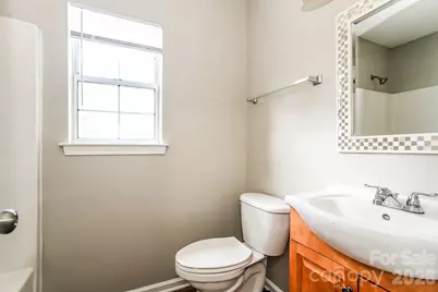 8425 Woodford Bridge Drive, Charlotte, NC 28216 - Photo 14