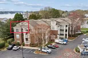 7844 Village Harbor Dr, Cornelius, NC 28031 - Photo 2