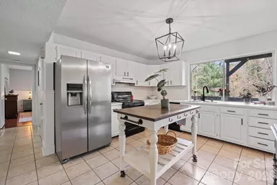 350 21st Avenue Drive NW, Hickory, NC 28601 - Photo 10