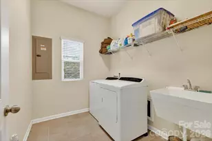 10585 Sweethaven Ln, Harrisburg, NC 28075 - Photo 18
