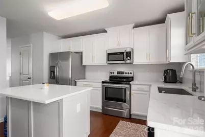 2408 Alex Ryan Drive, Charlotte, NC 28216 - Photo 8