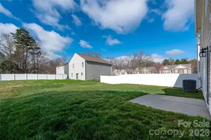 2408 Alex Ryan Dr, Charlotte, NC 28216 - Photo 24