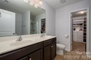 2408 Alex Ryan Dr, Charlotte, NC 28216 - Photo 16