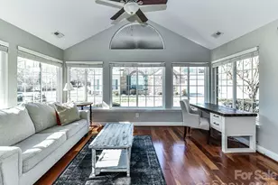 5433 Prosperity View Dr, Charlotte, NC 28269 - Photo 12