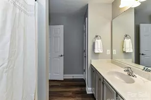 5433 Prosperity View Dr, Charlotte, NC 28269 - Photo 22