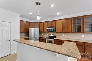 114 Inlet Point Dr, Tega Cay, SC 29708 - Photo 8