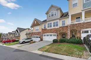 114 Inlet Point Dr, Tega Cay, SC 29708 - Photo 2