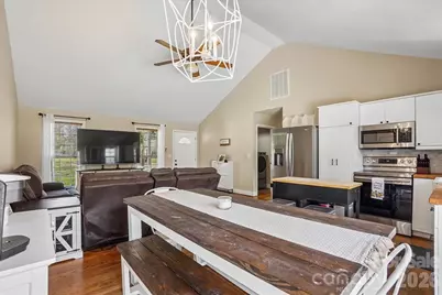 665 Edwards Road, Fort Lawn, SC 29714 - Photo 8