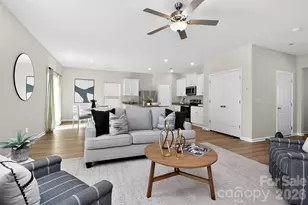 3124 Wynn Way, Charlotte, NC 28215 - Photo 6