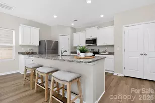 3124 Wynn Way, Charlotte, NC 28215 - Photo 8