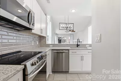 18009 Kings Point Drive #R, Cornelius, NC 28031 - Photo 4