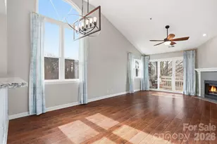 18009 Kings Point Dr, Cornelius, NC 28031 - Photo 6