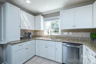 1823 Emerywood Drive, Charlotte, NC 28210 - Photo 18