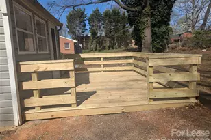 215 Eastside Dr, Statesville, NC 28625 - Photo 18