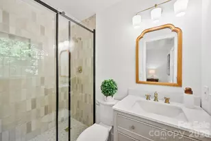 4211 Dunwoody Dr, Charlotte, NC 28215 - Photo 14