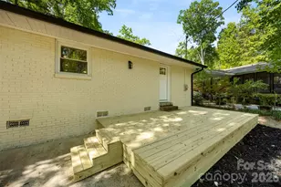 4211 Dunwoody Dr, Charlotte, NC 28215 - Photo 16