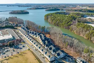 554 Amalfi Dr, Davidson, NC 28036 - Photo 1