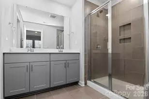 3718 Memorial Pkwy, Charlotte, NC 28217 - Photo 12