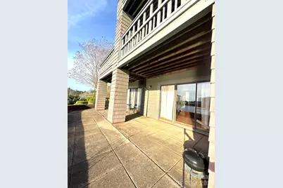 9039 J M Keynes Drive, Charlotte, NC 28262 - Photo 4