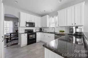 17909 Caldwell Track Dr, Cornelius, NC 28031 - Photo 10