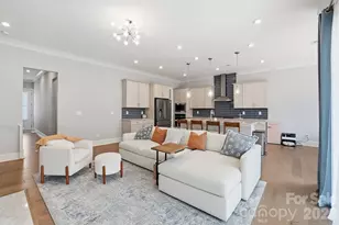 4131 Merkland Ln, Charlotte, NC 28226 - Photo 8