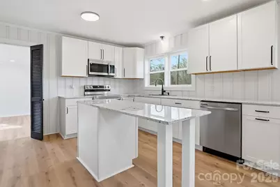 308 Rankin Avenue, Lowell, NC 28098 - Photo 14