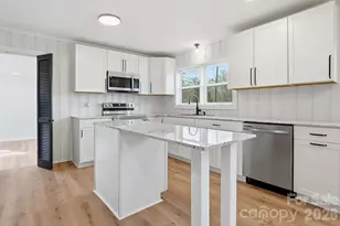 308 Rankin Ave, Lowell, NC 28098 - Photo 14