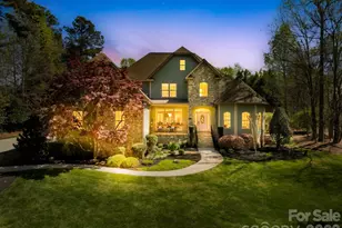 340 Riverwood Rd, Mooresville, NC 28117 - Photo 2