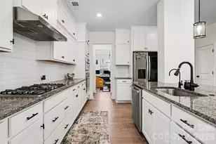 7116 Glenroe Dr, Huntersville, NC 28078 - Photo 14